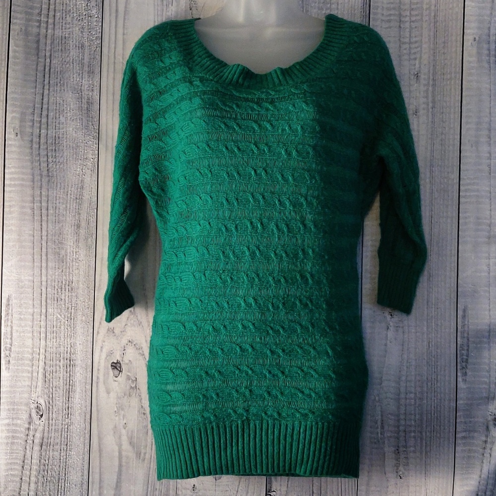 American Eagle Sweater EUC